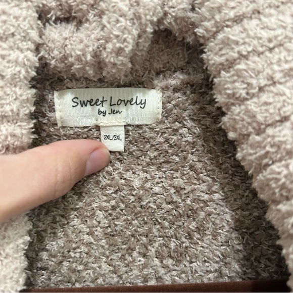 Sweet lovely by Jen 2x leopard super soft cozy cocoon sweater with pockets - Picture 12 of 13